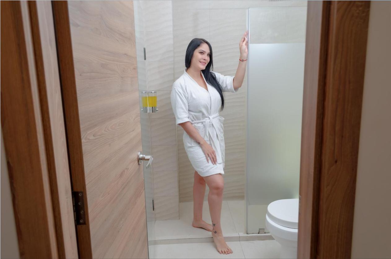 Hotel Bristool Parc - Departments & Suites Куенка Екстериор снимка