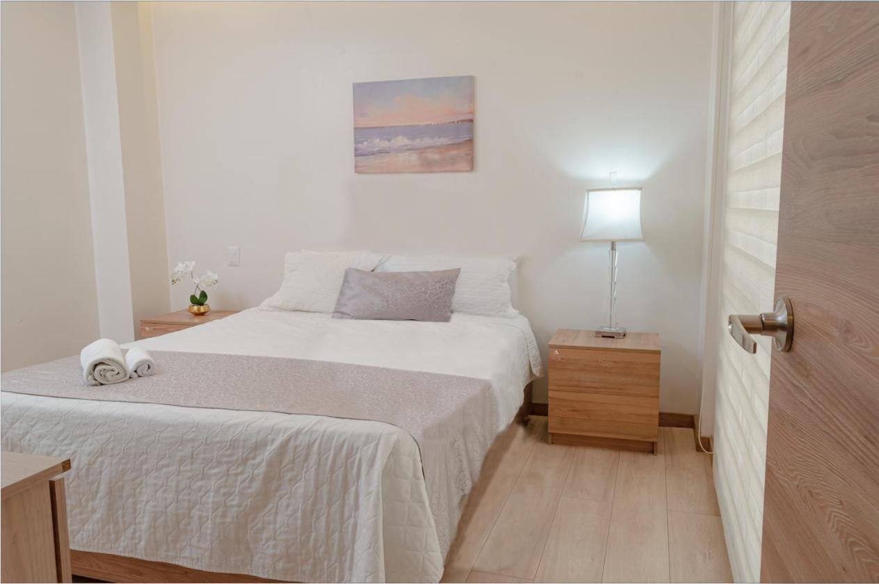 Hotel Bristool Parc - Departments & Suites Куенка Екстериор снимка
